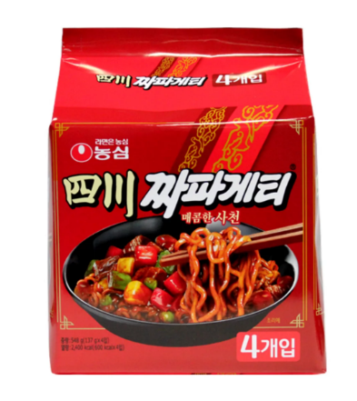 NONGSHIM Sacheon Chapagetti (Scharfe Nudeln mit schwarzer Bohnensauce) 548g (4 x 137g) (사본)