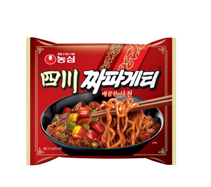 NONGSHIM Sacheon Chapagetti (Scharfe Nudeln mit schwarzer Bohnensauce) 548g (4 x 137g) (사본)